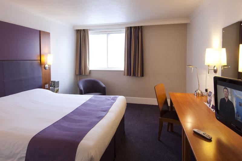 Premier Inn Bristol East Emersons Green Coalpit Heath エクステリア 写真